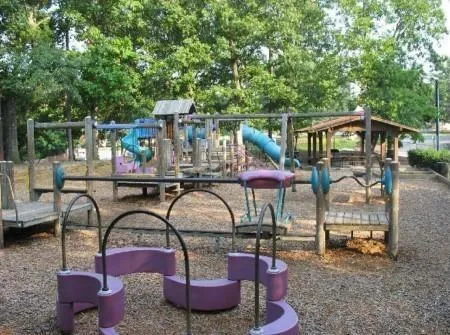 6635 Beacon Drive Unit 340, Sandy Springs, Georgia 30328, 3 Bedrooms Bedrooms, ,3 BathroomsBathrooms,Residential,Sold,6635 Beacon Drive Unit 340,6959359