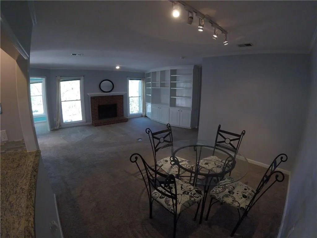 405 Abingdon Way, Atlanta, Georgia 30328, 2 Bedrooms Bedrooms, ,2 BathroomsBathrooms,Residential,Sold,405 Abingdon Way,5671262