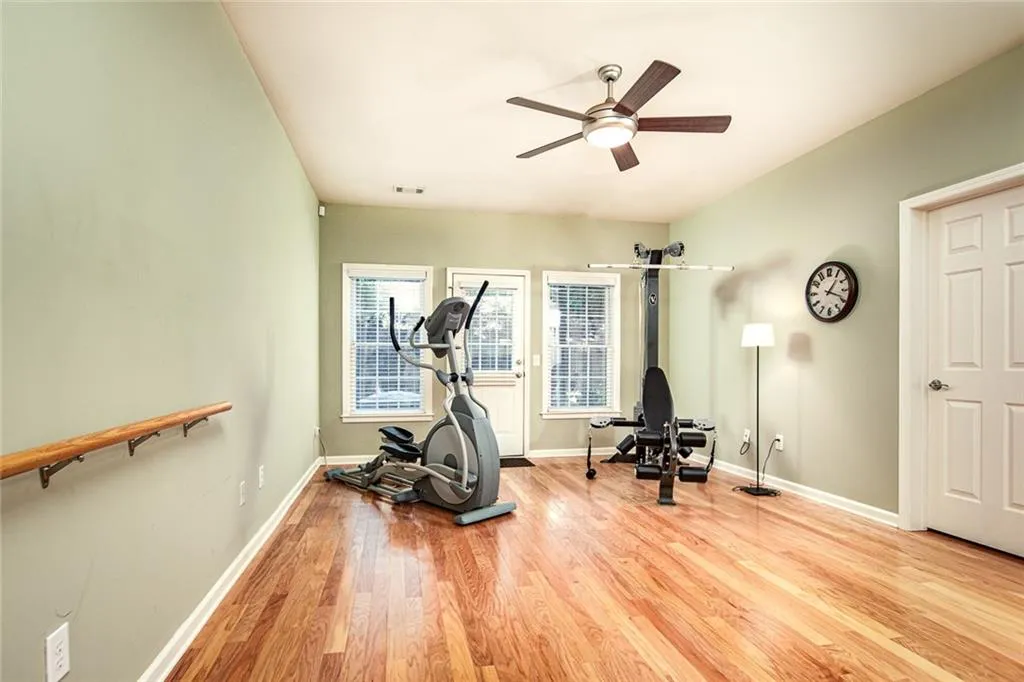 183 Mystic Court, Sandy Springs, Georgia 30342, 4 Bedrooms Bedrooms, ,3 BathroomsBathrooms,Residential,Sold,183 Mystic Court,6615906