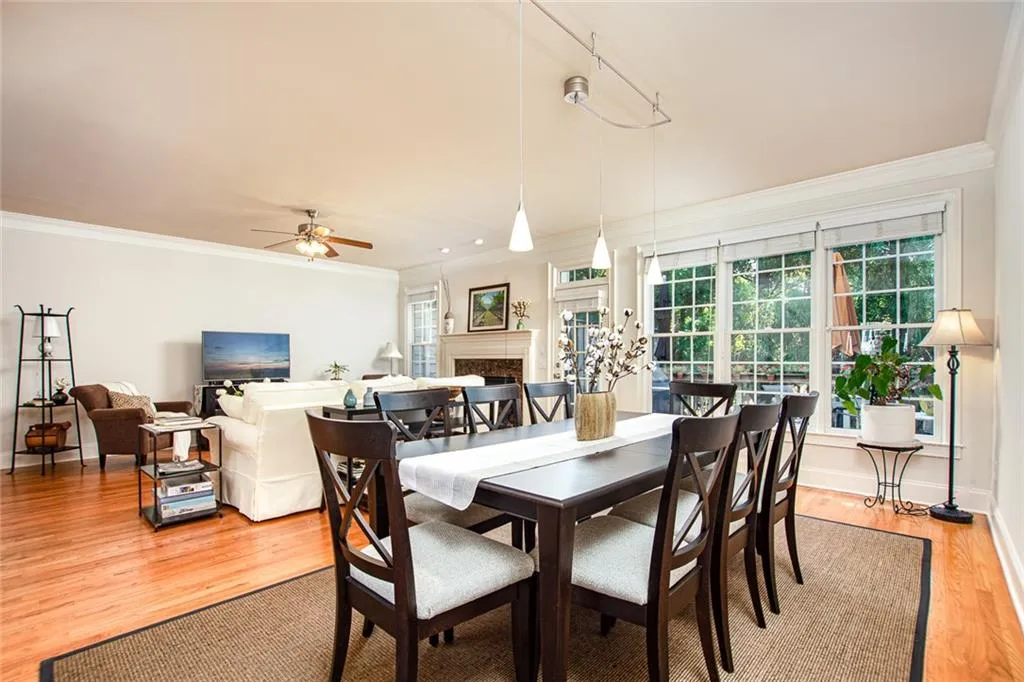 183 Mystic Court, Sandy Springs, Georgia 30342, 4 Bedrooms Bedrooms, ,3 BathroomsBathrooms,Residential,Sold,183 Mystic Court,6615906