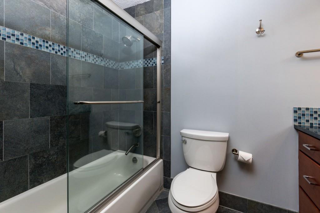 300 The Chace, Sandy Springs, Georgia 30328, 3 Bedrooms Bedrooms, ,3 BathroomsBathrooms,Residential,Sold,300 The Chace,7338464