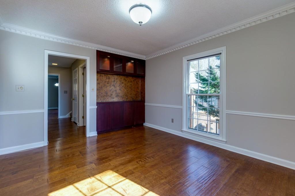 300 The Chace, Sandy Springs, Georgia 30328, 3 Bedrooms Bedrooms, ,3 BathroomsBathrooms,Residential,Sold,300 The Chace,7338464