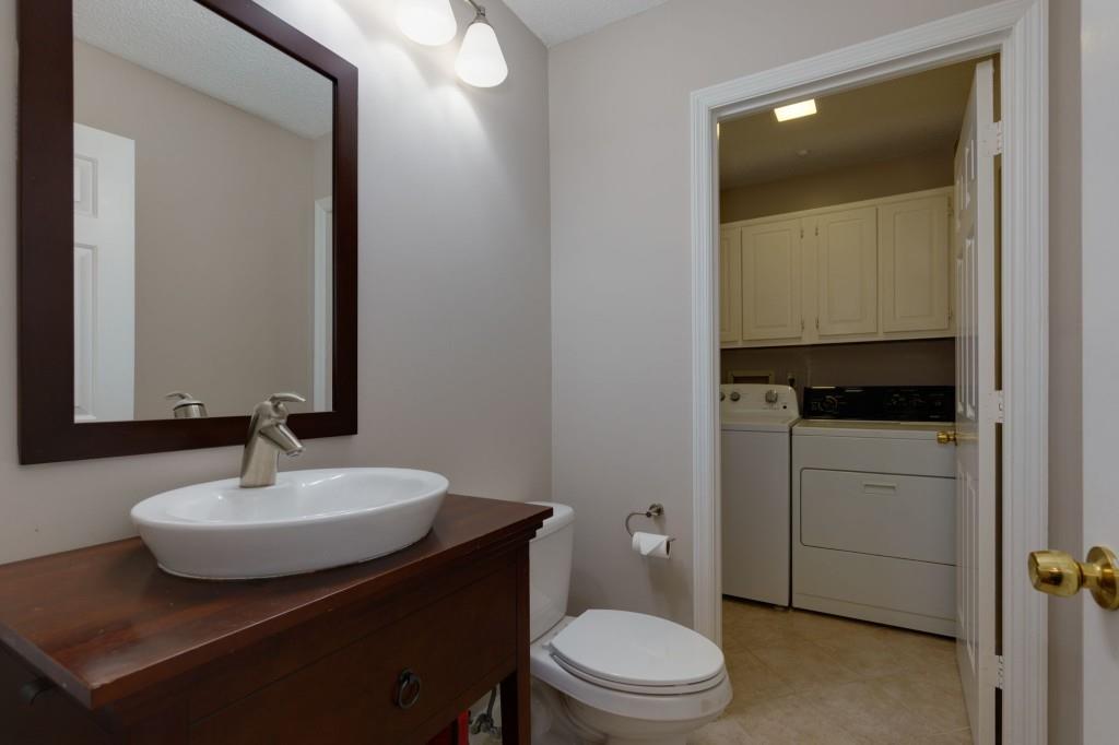 300 The Chace, Sandy Springs, Georgia 30328, 3 Bedrooms Bedrooms, ,3 BathroomsBathrooms,Residential,Sold,300 The Chace,7338464