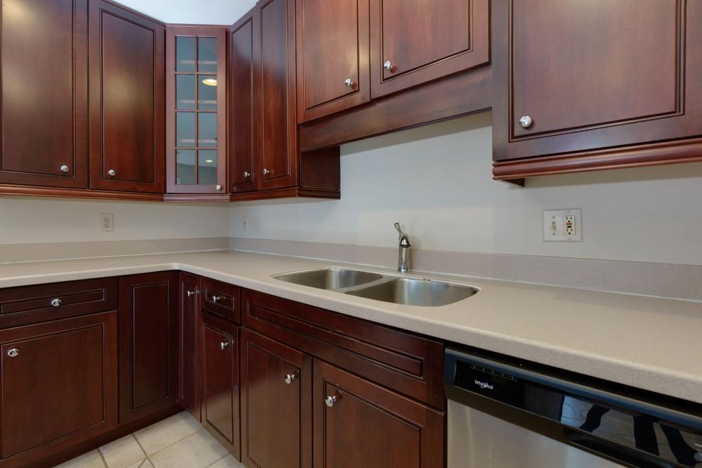300 The Chace, Sandy Springs, Georgia 30328, 3 Bedrooms Bedrooms, ,3 BathroomsBathrooms,Residential,Sold,300 The Chace,7338464