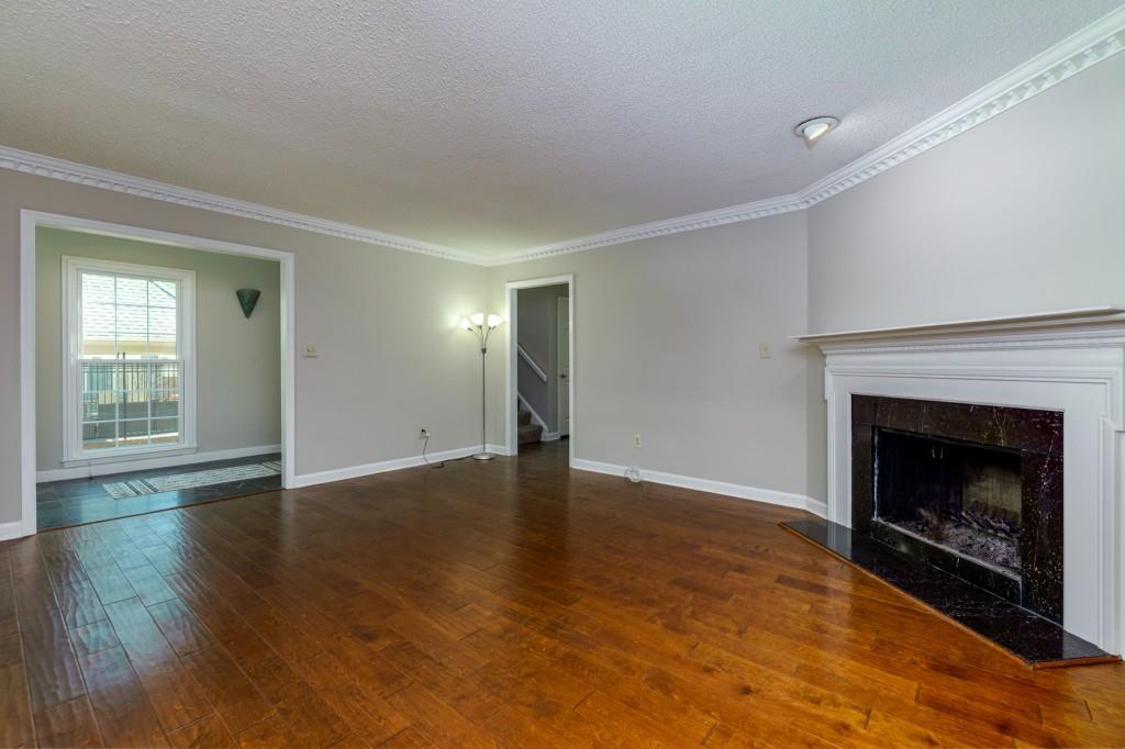 300 The Chace, Sandy Springs, Georgia 30328, 3 Bedrooms Bedrooms, ,3 BathroomsBathrooms,Residential,Sold,300 The Chace,7338464