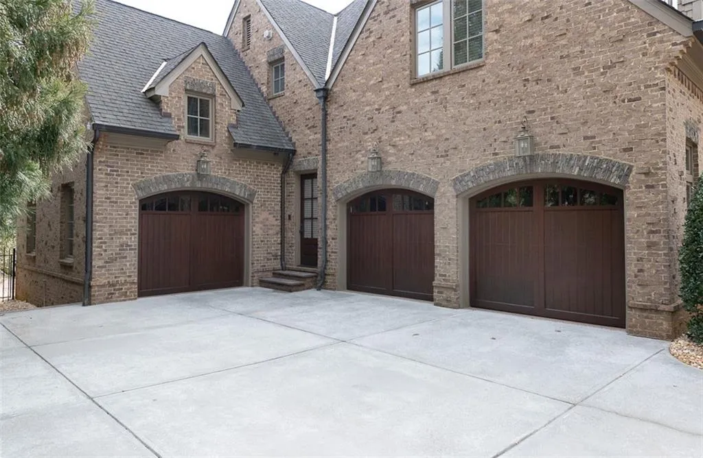 110 Mount Paran Road Nw, Sandy Springs, Georgia 30327, 5 Bedrooms Bedrooms, ,6 BathroomsBathrooms,Residential,Sold,110 Mount Paran Road Nw,6829091