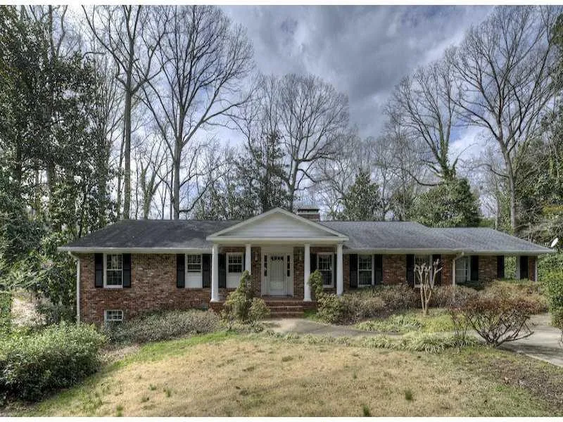 4520 Northside Drive, Sandy Springs, Georgia 30327, 5 Bedrooms Bedrooms, ,3 BathroomsBathrooms,Residential,Sold,4520 Northside Drive,4335849