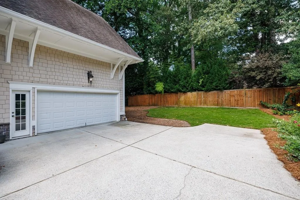 3014 Greendale Drive Nw, Atlanta, Georgia 30327, 5 Bedrooms Bedrooms, 0 ,4 BathroomsBathrooms,Residential,For Sale,3014 Greendale Drive Nw,7847362