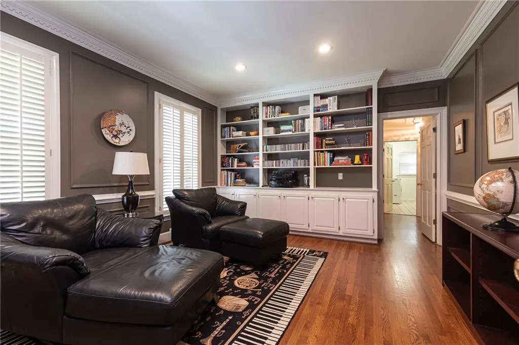 6445 River Chase Circle, Atlanta, Georgia 30328, 5 Bedrooms Bedrooms, ,4 BathroomsBathrooms,Residential,Sold,6445 River Chase Circle,6780160