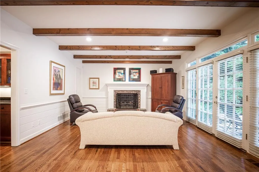 6445 River Chase Circle, Atlanta, Georgia 30328, 5 Bedrooms Bedrooms, ,4 BathroomsBathrooms,Residential,Sold,6445 River Chase Circle,6780160