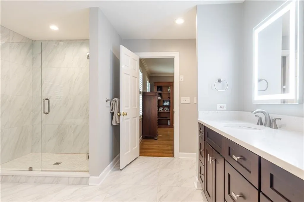 6445 River Chase Circle, Atlanta, Georgia 30328, 5 Bedrooms Bedrooms, ,4 BathroomsBathrooms,Residential,Sold,6445 River Chase Circle,6780160