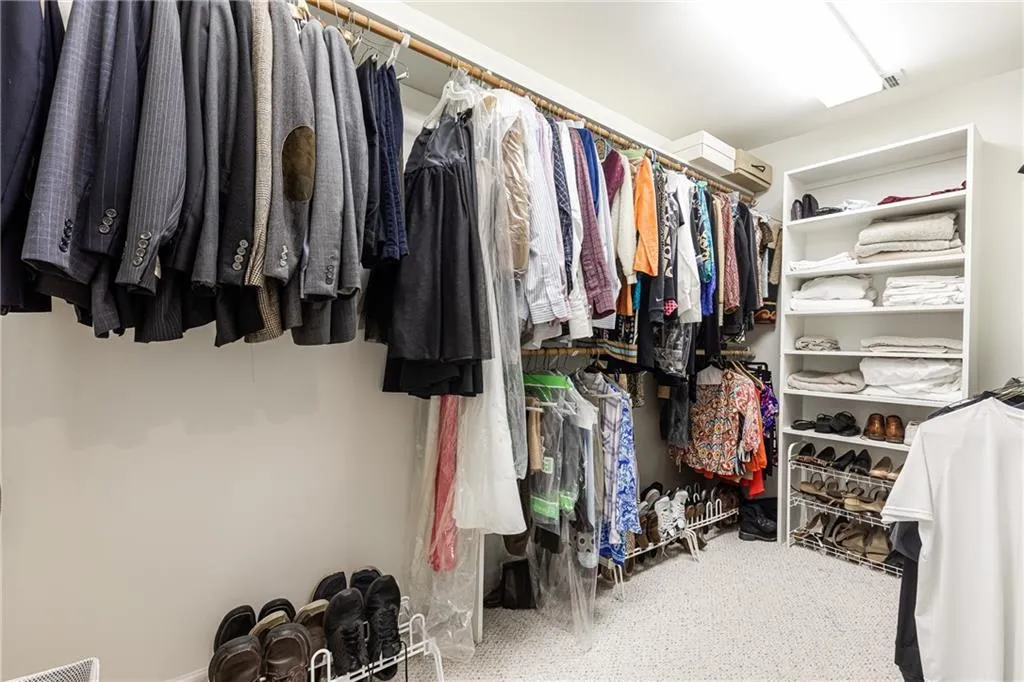 6445 River Chase Circle, Atlanta, Georgia 30328, 5 Bedrooms Bedrooms, ,4 BathroomsBathrooms,Residential,Sold,6445 River Chase Circle,6780160