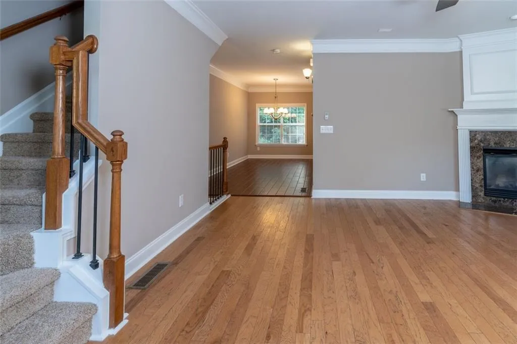 691 Coligny Court, Sandy Springs, Georgia 30350, 3 Bedrooms Bedrooms, ,3 BathroomsBathrooms,Residential,Sold,691 Coligny Court,6910142