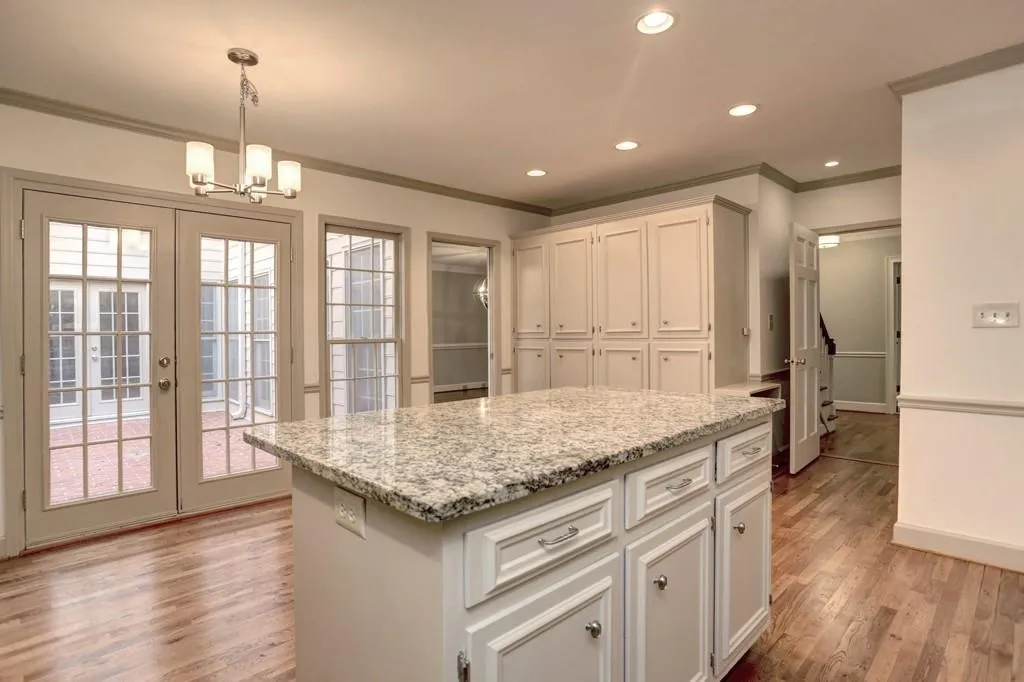 420 Greenlaurel Drive, Sandy Springs, Georgia 30342, 4 Bedrooms Bedrooms, ,3 BathroomsBathrooms,Residential,Sold,420 Greenlaurel Drive,6095851