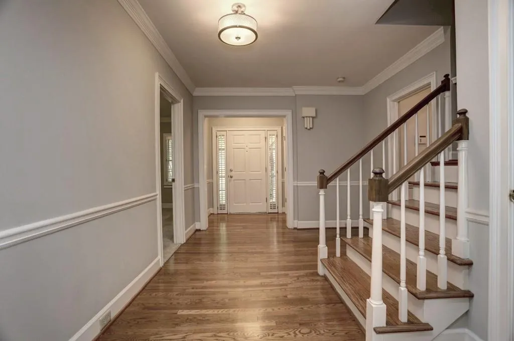 420 Greenlaurel Drive, Sandy Springs, Georgia 30342, 4 Bedrooms Bedrooms, ,3 BathroomsBathrooms,Residential,Sold,420 Greenlaurel Drive,6095851