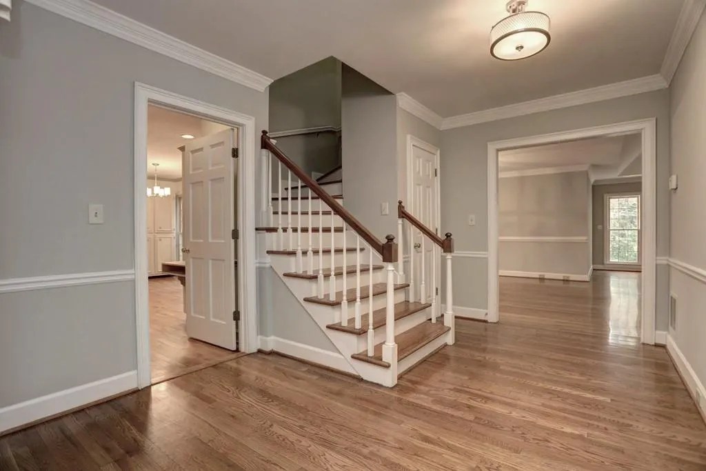 420 Greenlaurel Drive, Sandy Springs, Georgia 30342, 4 Bedrooms Bedrooms, ,3 BathroomsBathrooms,Residential,Sold,420 Greenlaurel Drive,6095851