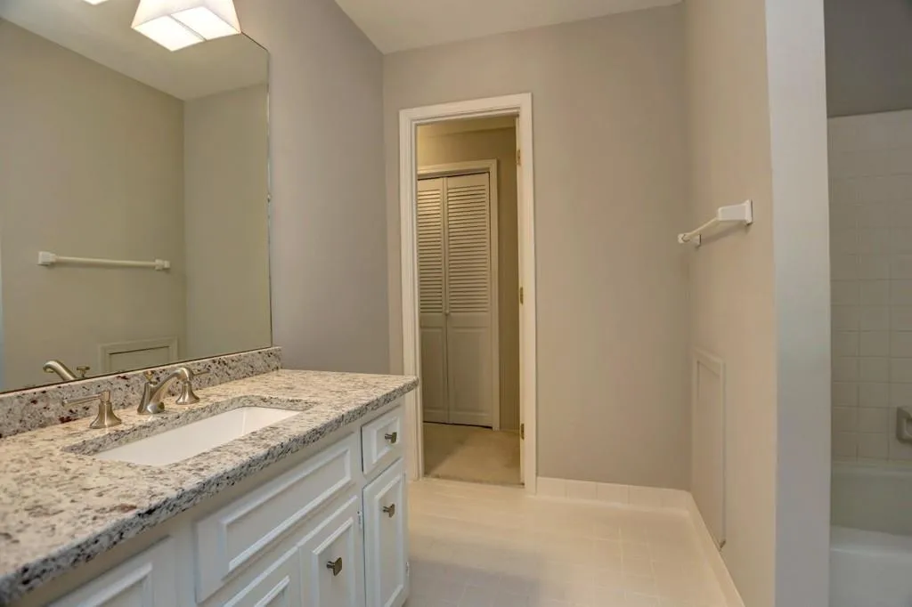 420 Greenlaurel Drive, Sandy Springs, Georgia 30342, 4 Bedrooms Bedrooms, ,3 BathroomsBathrooms,Residential,Sold,420 Greenlaurel Drive,6095851