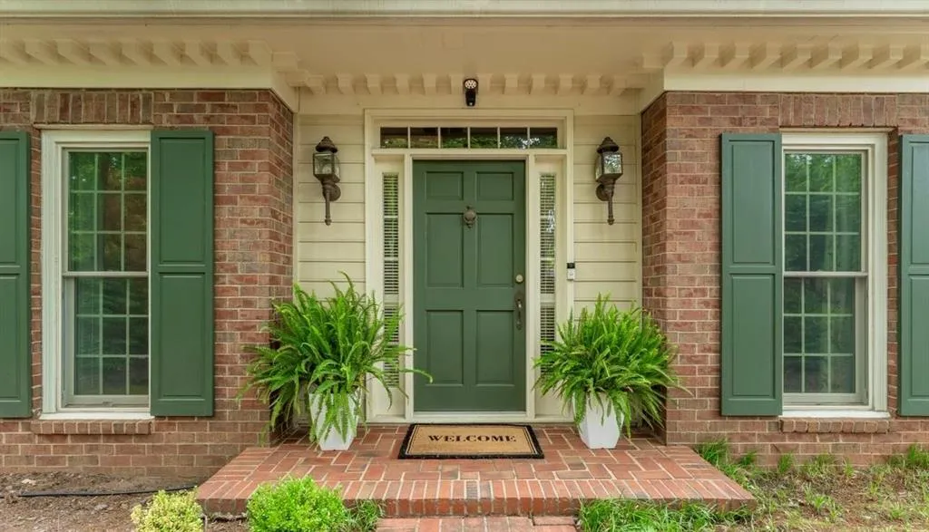 335 Cameron Ridge Drive, Atlanta, Georgia 30328, 5 Bedrooms Bedrooms, ,5 BathroomsBathrooms,Residential,For Sale,335 Cameron Ridge Drive,7573166