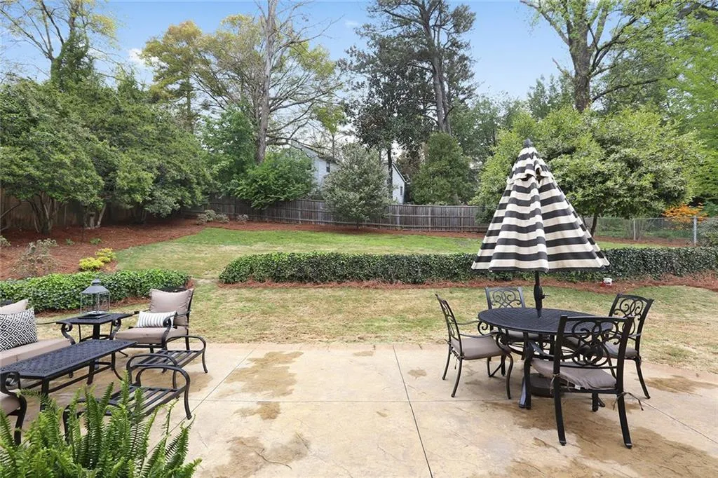 64 Silverwood Road, Atlanta, Georgia 30342, 3 Bedrooms Bedrooms, ,2 BathroomsBathrooms,Residential,Sold,64 Silverwood Road,5992710