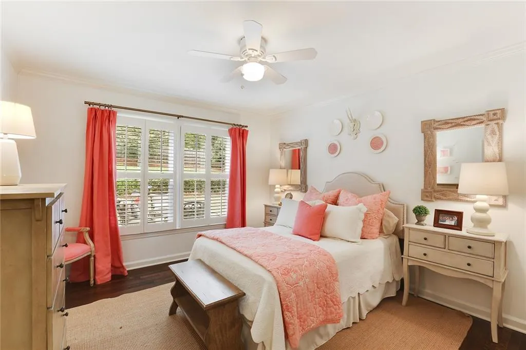 64 Silverwood Road, Atlanta, Georgia 30342, 3 Bedrooms Bedrooms, ,2 BathroomsBathrooms,Residential,Sold,64 Silverwood Road,5992710