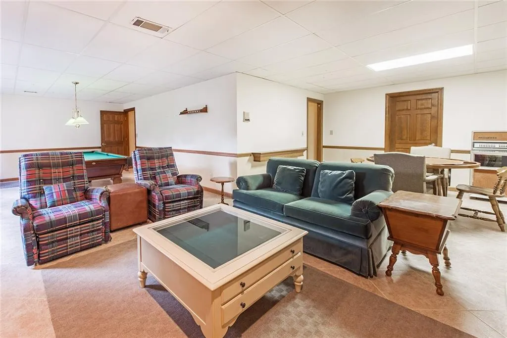 7570 Brigham Drive, Sandy Springs, Georgia 30350, 5 Bedrooms Bedrooms, ,4 BathroomsBathrooms,Residential,Sold,7570 Brigham Drive,7101571