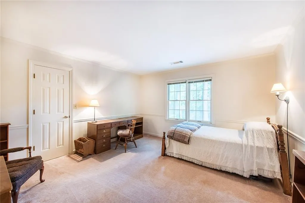 7570 Brigham Drive, Sandy Springs, Georgia 30350, 5 Bedrooms Bedrooms, ,4 BathroomsBathrooms,Residential,Sold,7570 Brigham Drive,7101571