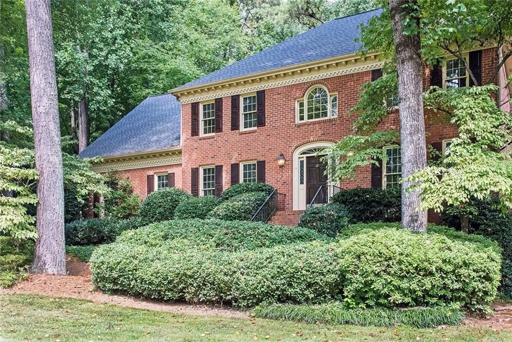 7570 Brigham Drive, Sandy Springs, Georgia 30350, 5 Bedrooms Bedrooms, ,4 BathroomsBathrooms,Residential,Sold,7570 Brigham Drive,7101571