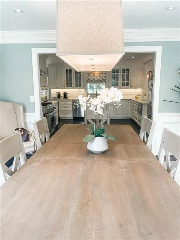 7570 Brigham Drive, Sandy Springs, Georgia 30350, 5 Bedrooms Bedrooms, ,4 BathroomsBathrooms,Residential,Sold,7570 Brigham Drive,7101571