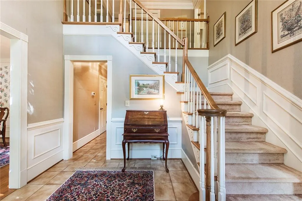 7570 Brigham Drive, Sandy Springs, Georgia 30350, 5 Bedrooms Bedrooms, ,4 BathroomsBathrooms,Residential,Sold,7570 Brigham Drive,7101571