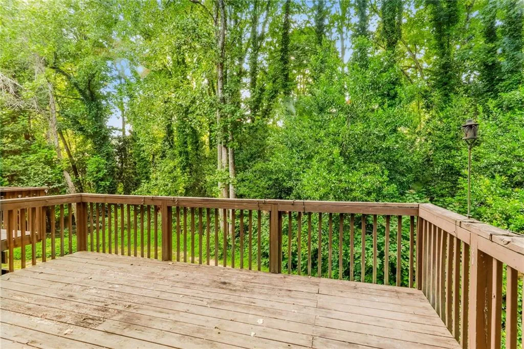 522 Sutters Point, Atlanta, Georgia 30328, 2 Bedrooms Bedrooms, ,2 BathroomsBathrooms,Residential,Sold,522 Sutters Point,6941500