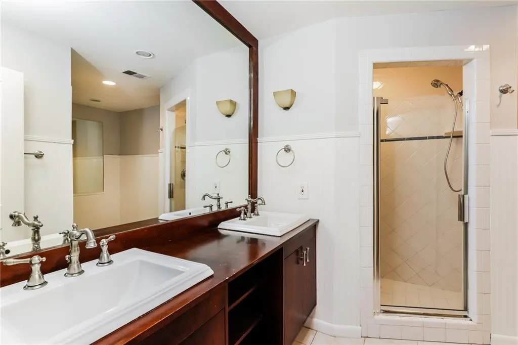 522 Sutters Point, Atlanta, Georgia 30328, 2 Bedrooms Bedrooms, ,2 BathroomsBathrooms,Residential,Sold,522 Sutters Point,6941500