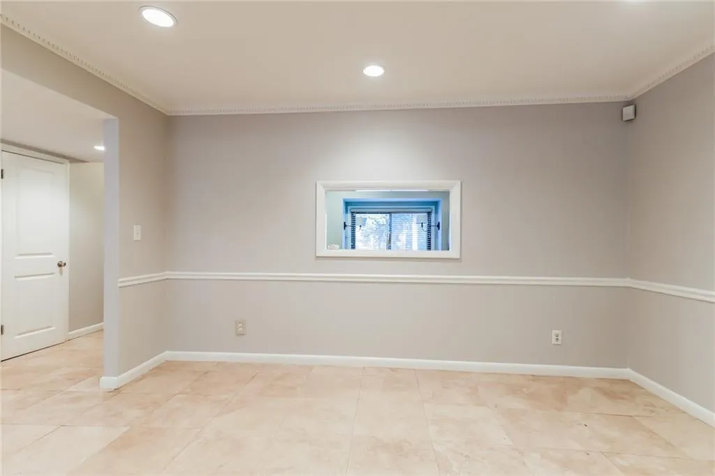 522 Sutters Point, Atlanta, Georgia 30328, 2 Bedrooms Bedrooms, ,2 BathroomsBathrooms,Residential,Sold,522 Sutters Point,6941500