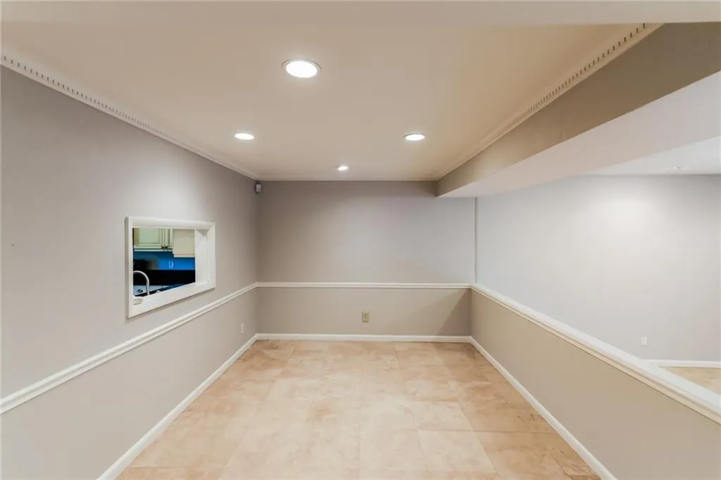 522 Sutters Point, Atlanta, Georgia 30328, 2 Bedrooms Bedrooms, ,2 BathroomsBathrooms,Residential,Sold,522 Sutters Point,6941500