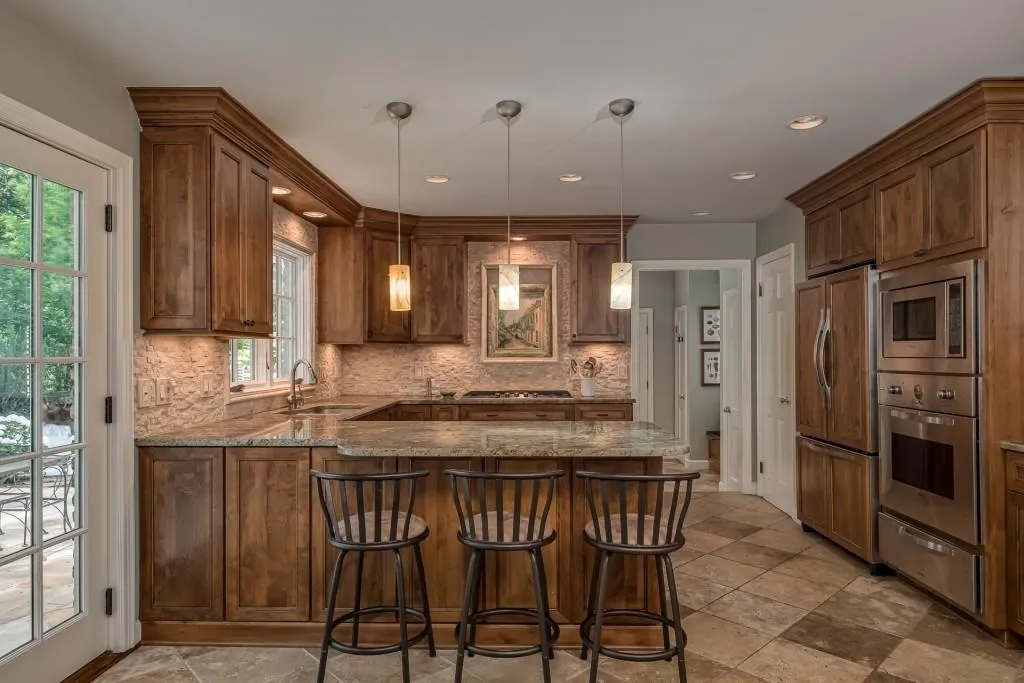 135 River Court Parkway, Sandy Springs, Georgia 30328, 3 Bedrooms Bedrooms, ,2 BathroomsBathrooms,Residential,Sold,135 River Court Parkway,6897719