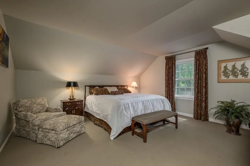 135 River Court Parkway, Sandy Springs, Georgia 30328, 3 Bedrooms Bedrooms, ,2 BathroomsBathrooms,Residential,Sold,135 River Court Parkway,6897719