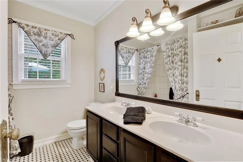 146 Mount Paran Road, Sandy Springs, Georgia 30342, 4 Bedrooms Bedrooms, ,2 BathroomsBathrooms,Residential,Sold,146 Mount Paran Road,6786943 146 Mount Paran Road, Sandy Springs, Georgia 30342, 4 Bedrooms Bedrooms, ,2 BathroomsBathrooms,Residential,Sold,146 Mount Paran Road,6786943