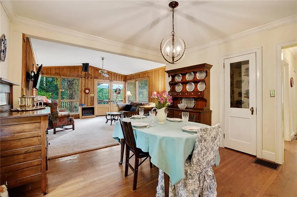 146 Mount Paran Road, Sandy Springs, Georgia 30342, 4 Bedrooms Bedrooms, ,2 BathroomsBathrooms,Residential,Sold,146 Mount Paran Road,6786943 146 Mount Paran Road, Sandy Springs, Georgia 30342, 4 Bedrooms Bedrooms, ,2 BathroomsBathrooms,Residential,Sold,146 Mount Paran Road,6786943