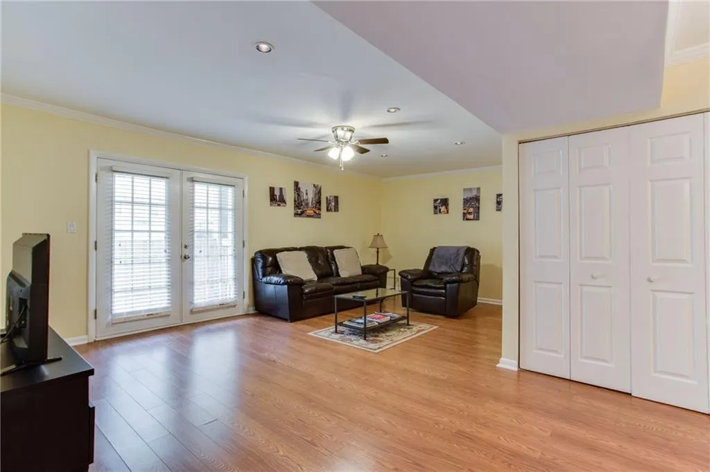 6900 Roswell Road Ne Unit Q16, Atlanta, Georgia 30328, 2 Bedrooms Bedrooms, ,2 BathroomsBathrooms,Residential,Sold,6900 Roswell Road Ne Unit Q16,6537624