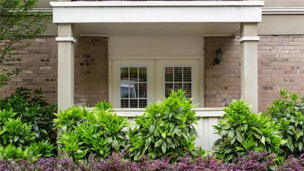 6900 Roswell Road Ne Unit Q16, Atlanta, Georgia 30328, 2 Bedrooms Bedrooms, ,2 BathroomsBathrooms,Residential,Sold,6900 Roswell Road Ne Unit Q16,6537624