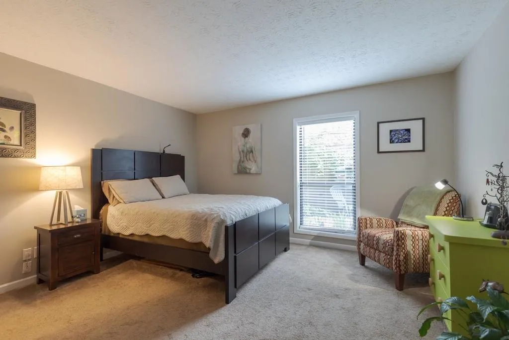 302 River Run Drive, Sandy Springs, Georgia 30350, 1 Bedroom Bedrooms, ,1 BathroomBathrooms,Residential,Sold,302 River Run Drive,6534166