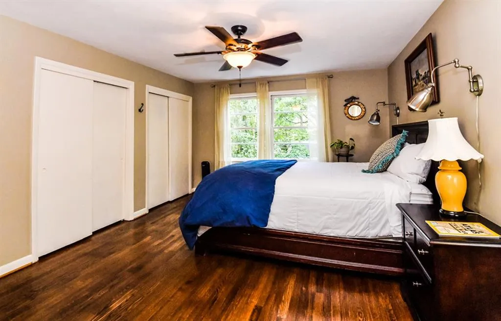 735 E Northway Lane, Atlanta, Georgia 30342, 4 Bedrooms Bedrooms, ,3 BathroomsBathrooms,Residential,Sold,735 E Northway Lane,6795699