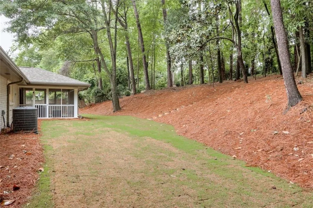 250 Beachland Drive, Atlanta, Georgia 30342, 4 Bedrooms Bedrooms, ,3 BathroomsBathrooms,Residential,Sold,250 Beachland Drive,6881660 250 Beachland Drive, Atlanta, Georgia 30342, 4 Bedrooms Bedrooms, ,3 BathroomsBathrooms,Residential,Sold,250 Beachland Drive,6881660