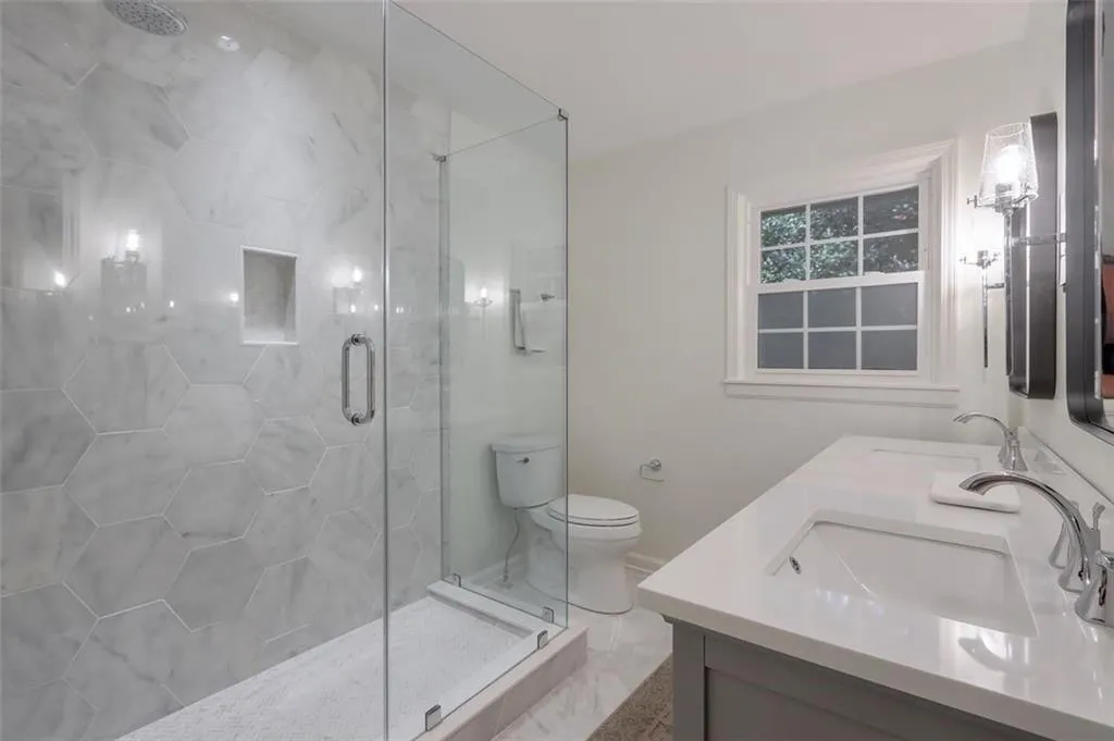 250 Beachland Drive, Atlanta, Georgia 30342, 4 Bedrooms Bedrooms, ,3 BathroomsBathrooms,Residential,Sold,250 Beachland Drive,6881660 250 Beachland Drive, Atlanta, Georgia 30342, 4 Bedrooms Bedrooms, ,3 BathroomsBathrooms,Residential,Sold,250 Beachland Drive,6881660