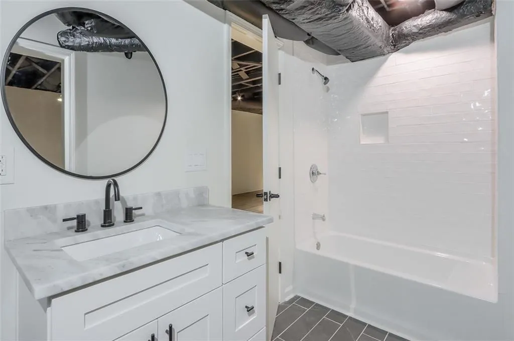 250 Beachland Drive, Atlanta, Georgia 30342, 4 Bedrooms Bedrooms, ,3 BathroomsBathrooms,Residential,Sold,250 Beachland Drive,6881660 250 Beachland Drive, Atlanta, Georgia 30342, 4 Bedrooms Bedrooms, ,3 BathroomsBathrooms,Residential,Sold,250 Beachland Drive,6881660