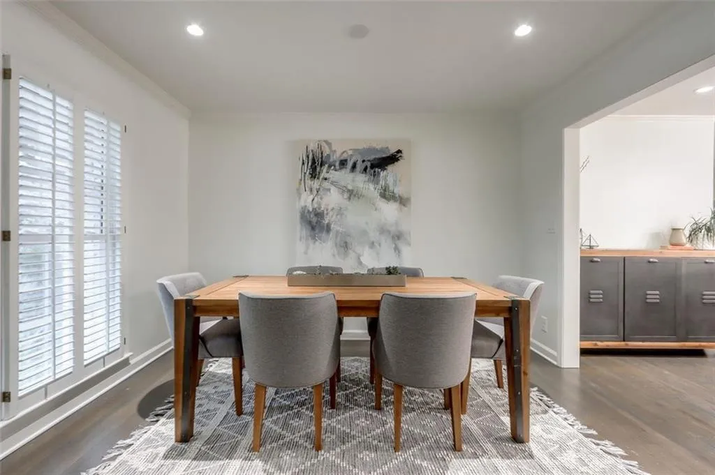 250 Beachland Drive, Atlanta, Georgia 30342, 4 Bedrooms Bedrooms, ,3 BathroomsBathrooms,Residential,Sold,250 Beachland Drive,6881660 250 Beachland Drive, Atlanta, Georgia 30342, 4 Bedrooms Bedrooms, ,3 BathroomsBathrooms,Residential,Sold,250 Beachland Drive,6881660