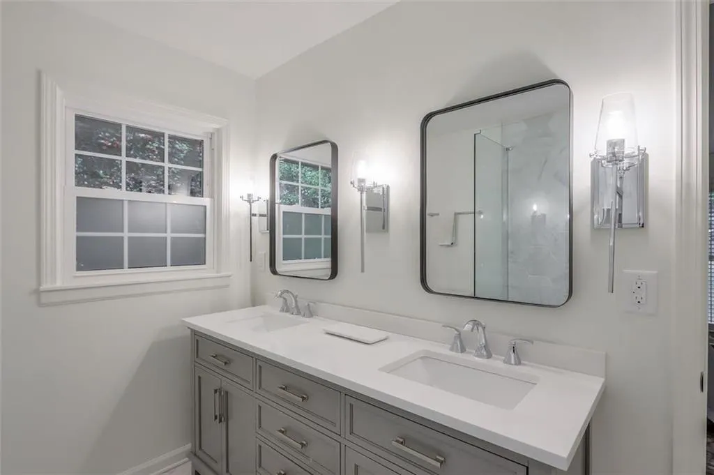 250 Beachland Drive, Atlanta, Georgia 30342, 4 Bedrooms Bedrooms, ,3 BathroomsBathrooms,Residential,Sold,250 Beachland Drive,6881660 250 Beachland Drive, Atlanta, Georgia 30342, 4 Bedrooms Bedrooms, ,3 BathroomsBathrooms,Residential,Sold,250 Beachland Drive,6881660