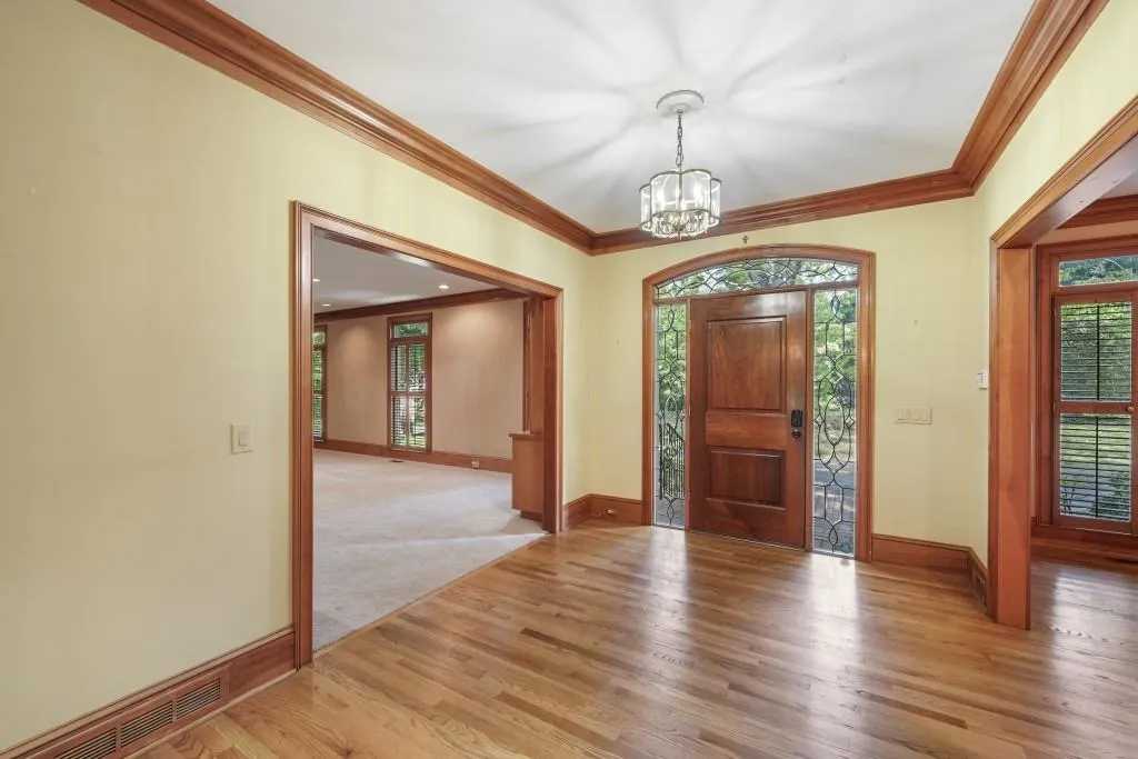 5510 Powers Ridge Court Nw, Sandy Springs, Georgia 30327, 6 Bedrooms Bedrooms, ,3 BathroomsBathrooms,Residential,Sold,5510 Powers Ridge Court Nw,7409737