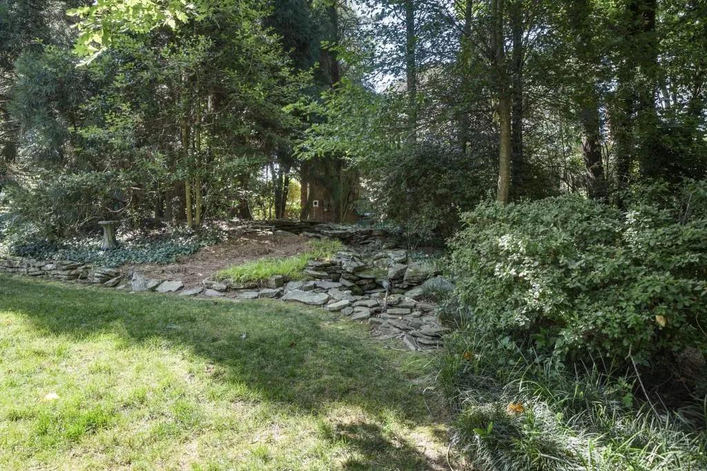 5510 Powers Ridge Court Nw, Sandy Springs, Georgia 30327, 6 Bedrooms Bedrooms, ,3 BathroomsBathrooms,Residential,Sold,5510 Powers Ridge Court Nw,7409737