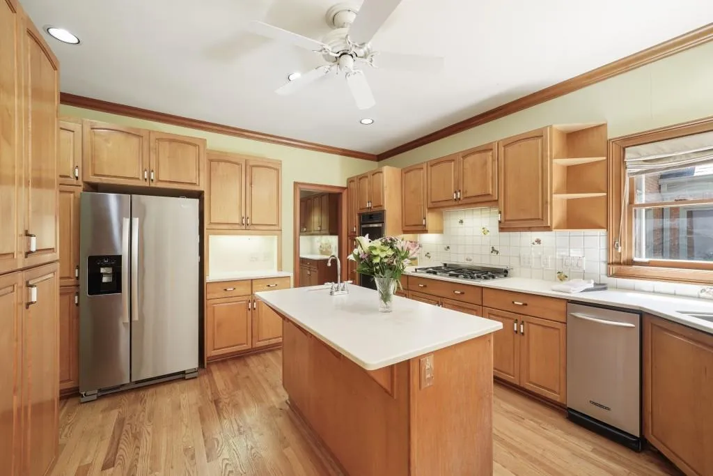 5510 Powers Ridge Court Nw, Sandy Springs, Georgia 30327, 6 Bedrooms Bedrooms, ,3 BathroomsBathrooms,Residential,Sold,5510 Powers Ridge Court Nw,7409737