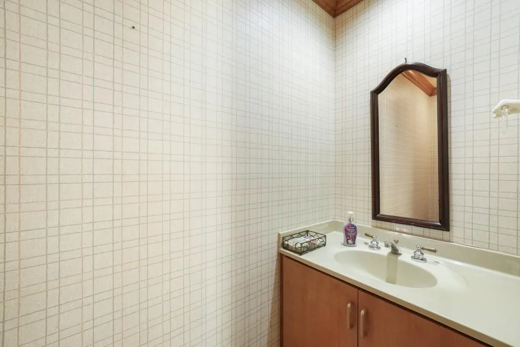 5510 Powers Ridge Court Nw, Sandy Springs, Georgia 30327, 6 Bedrooms Bedrooms, ,3 BathroomsBathrooms,Residential,Sold,5510 Powers Ridge Court Nw,7409737